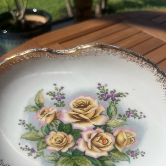 Vintage Lipper and Mann Creations Floral Rose Plate JAPAN - Picture 5 of 8